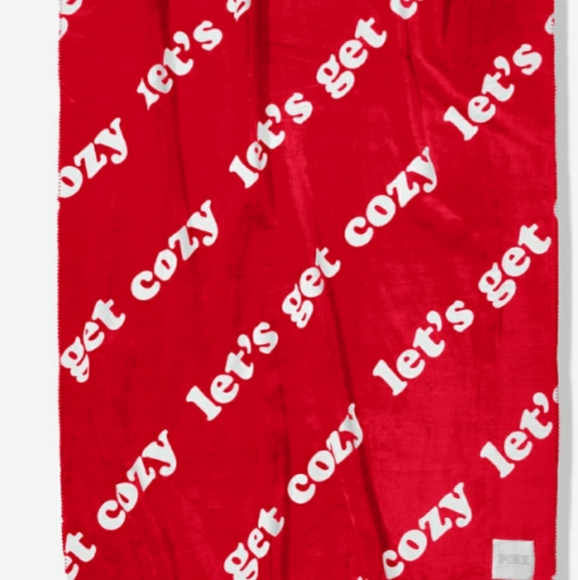 NWT Victoria's Secret/ Pink Sherpa blanket - Picture 1 of 2